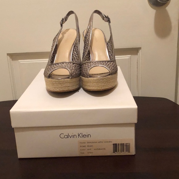Calvin Klein Sandals - Picture 1 of 4